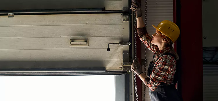 Addressing Common Garage Door Stoppage Issues in Middletown, OH