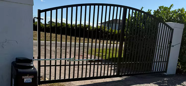 Driveway Fence Repair Middletown